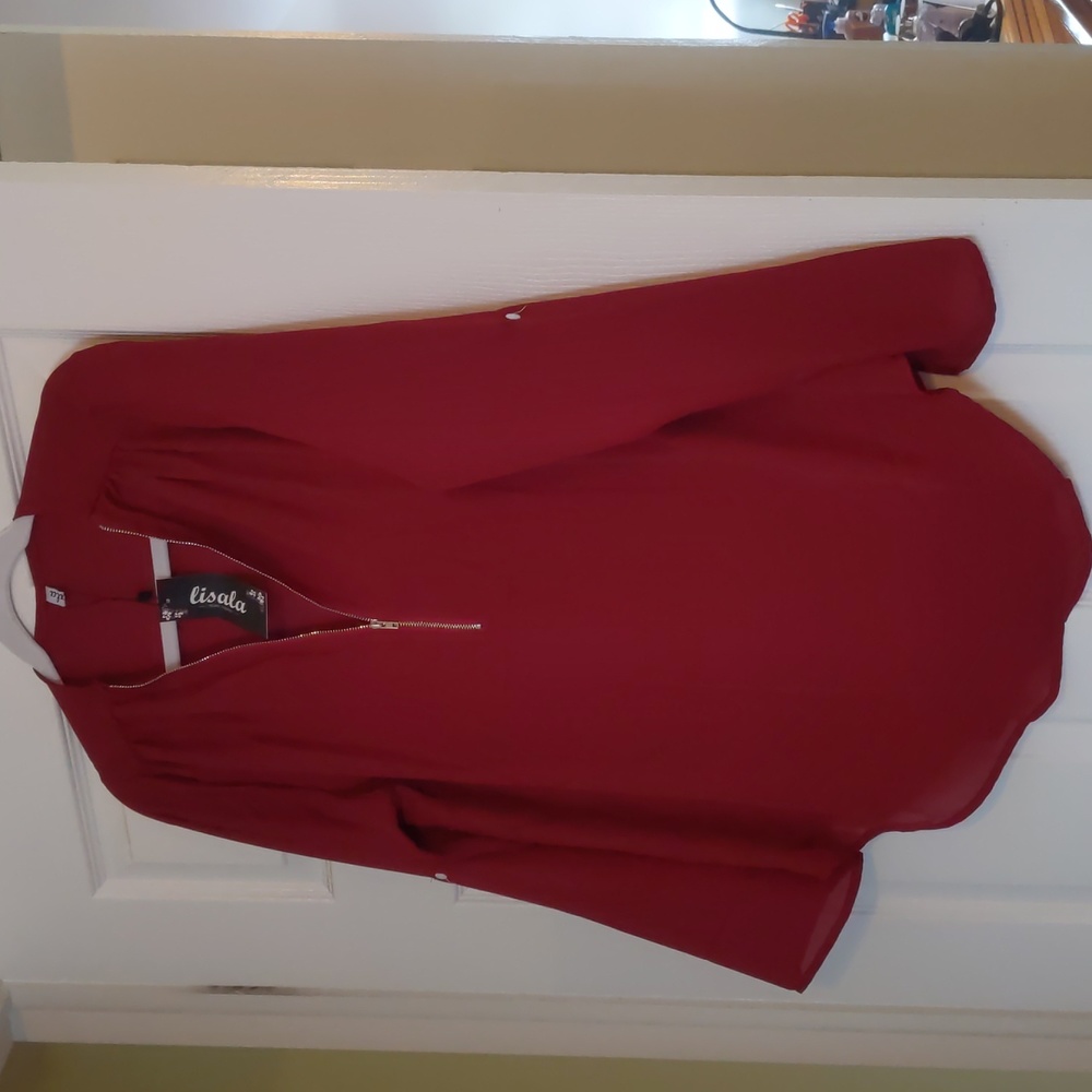Lisala News Fashion Burgundy color long sleeve. Size L